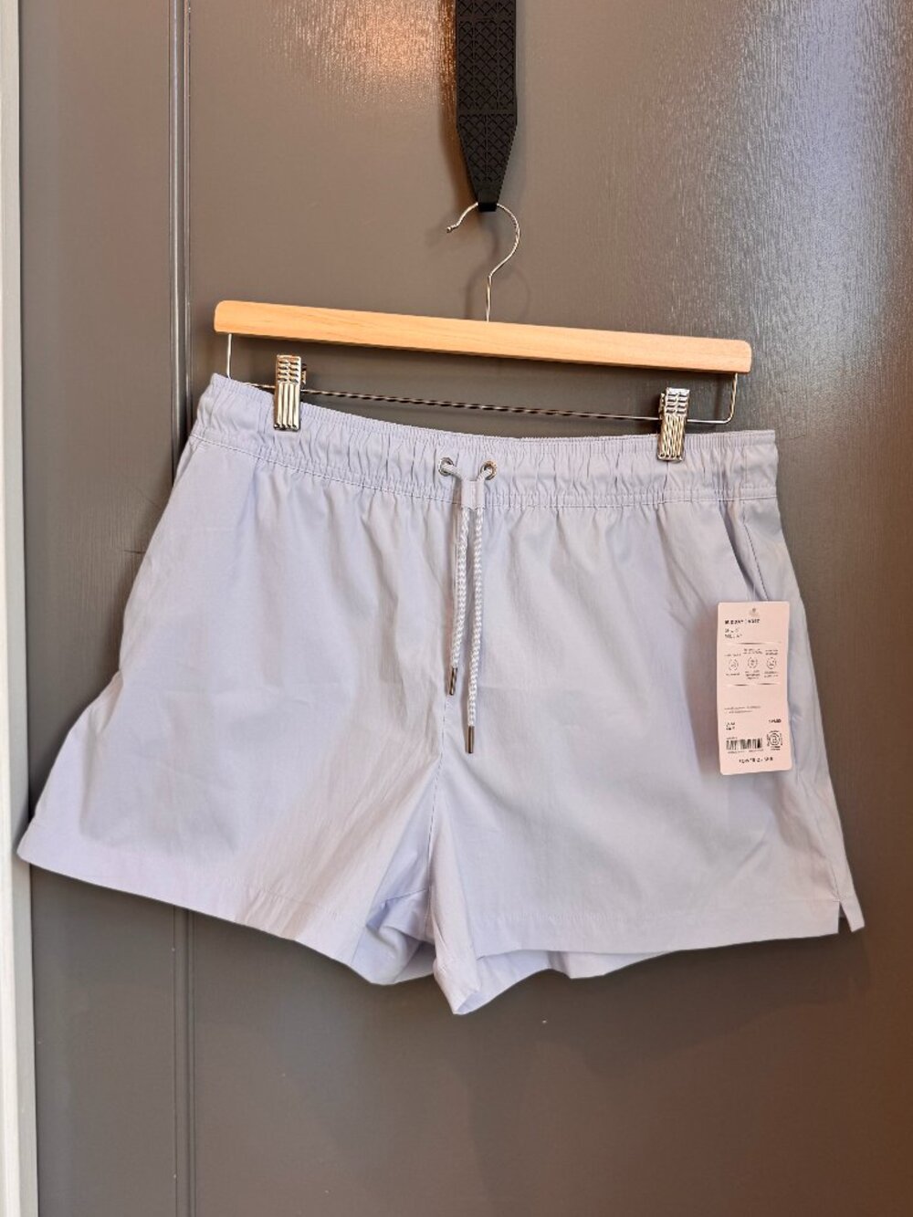 Athleta Midday Shorts – Light Blue SIZE: M